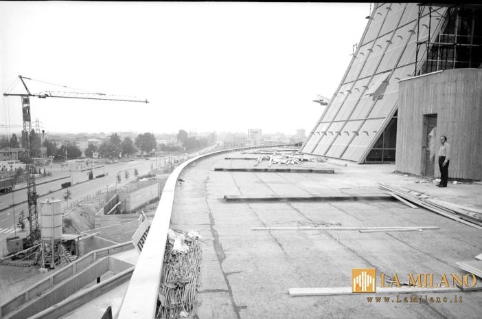 Modena, “Sguardi civici sul quartiere San Faustino”: la storia del quartiere in mostra al Direzionale 70